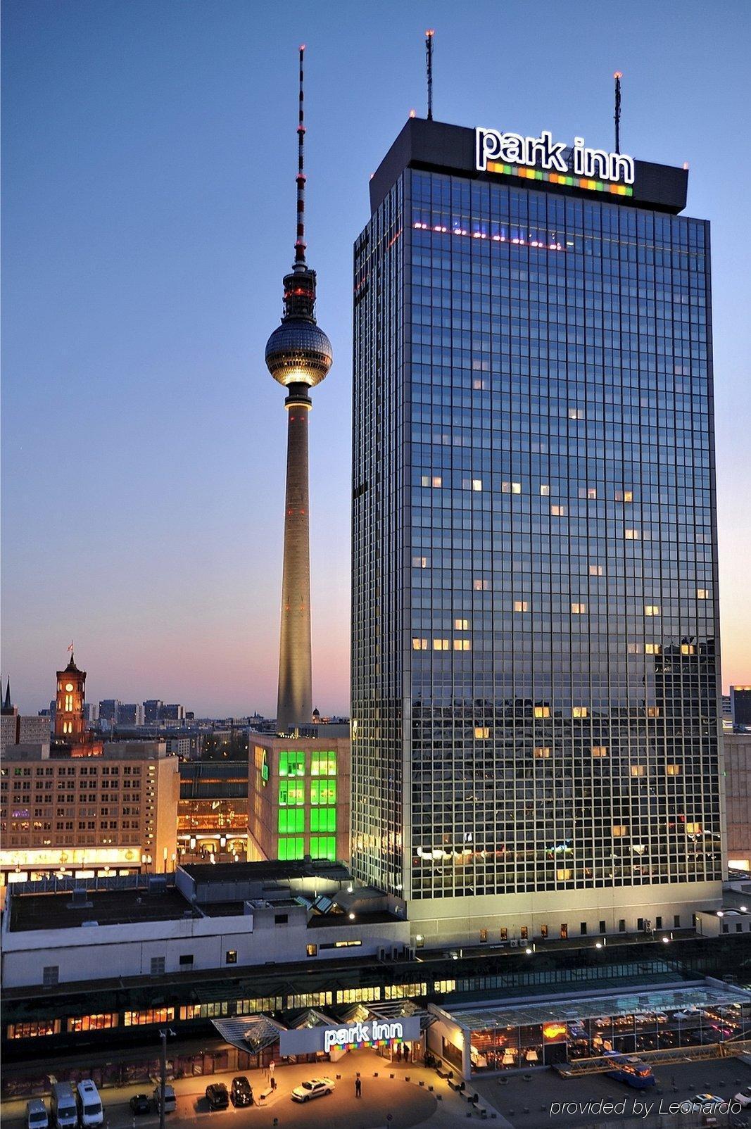 Park Inn By Radisson Berlin Alexanderplatz Eksteriør billede